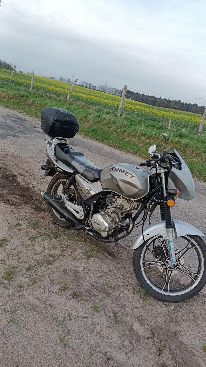 Motocykl Romet Z125