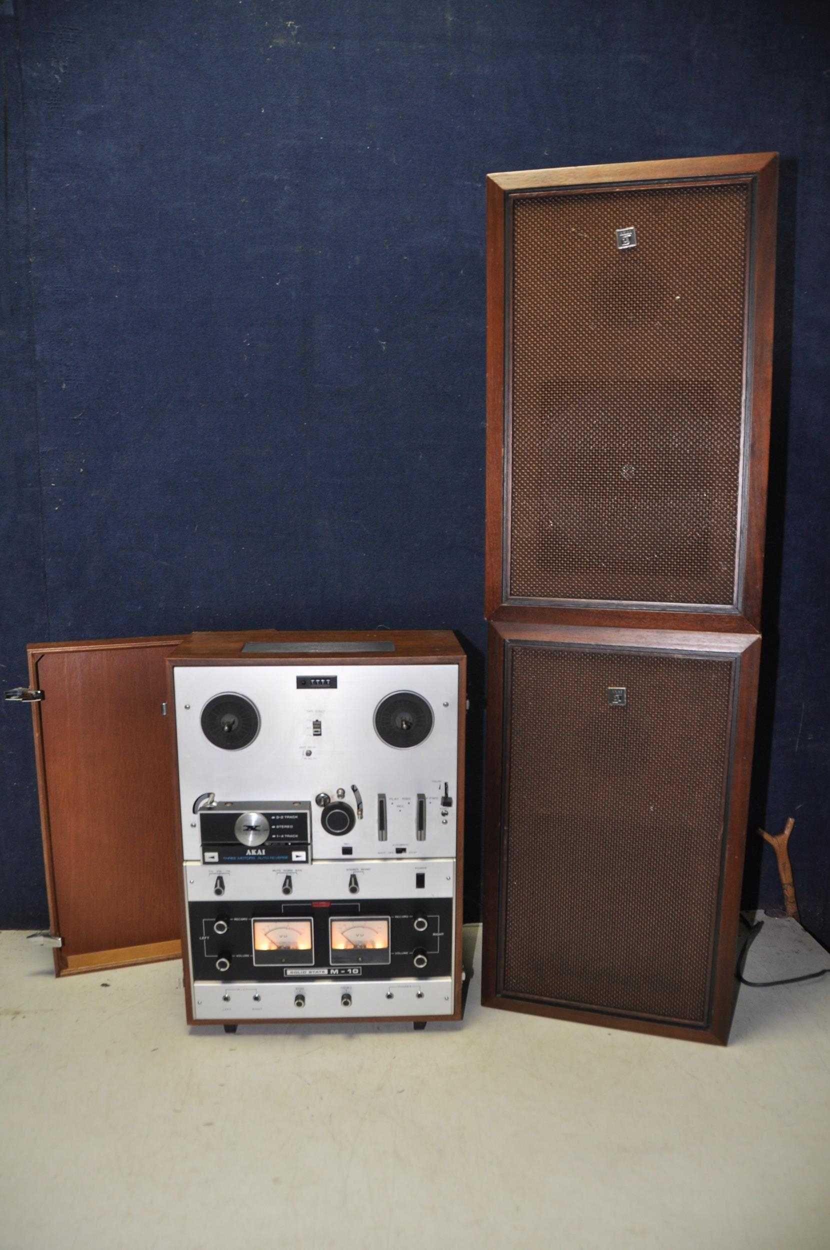 Програвач бобін, бобінний магнітофон AKAI M-10 з акустикою