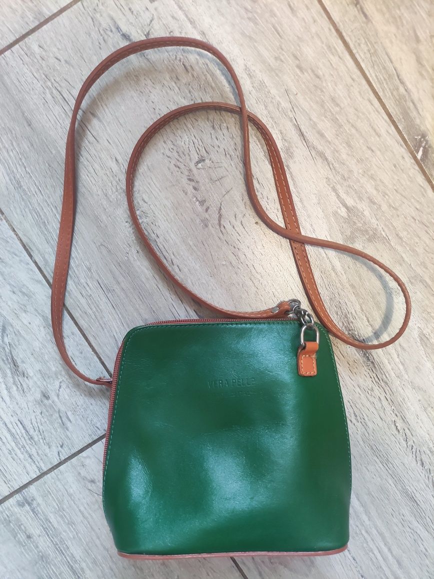 Жіноча сумка нова,і зелена бу