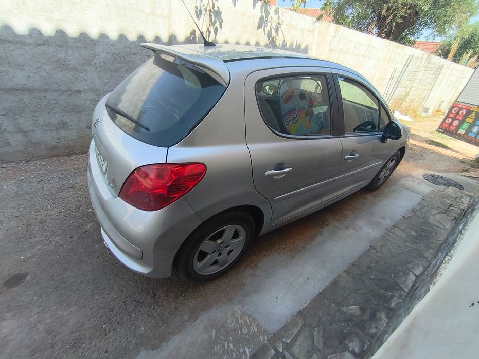 Peugeot 207 1.4 GPL