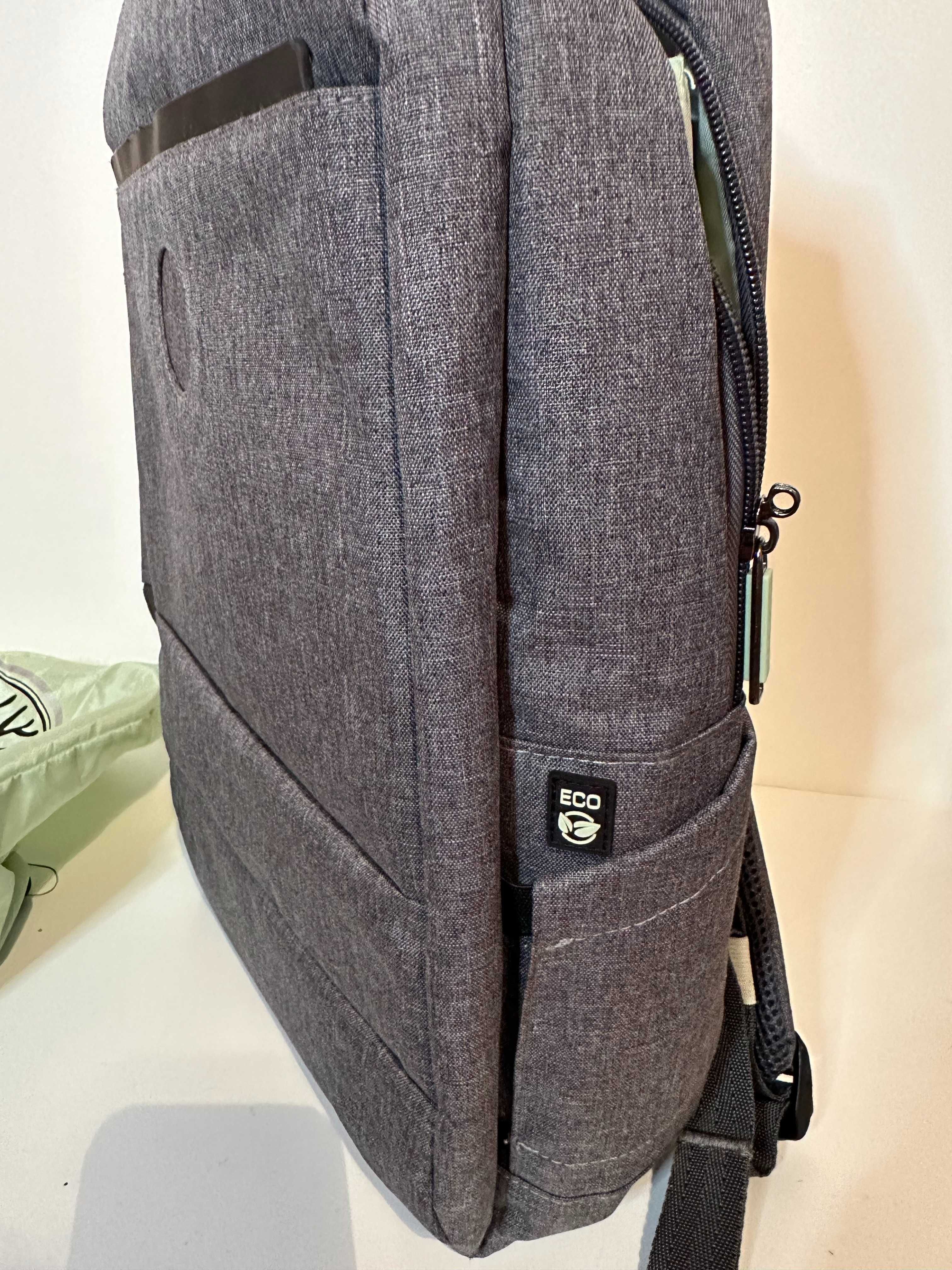 Mochila PORT DESIGN - com capa