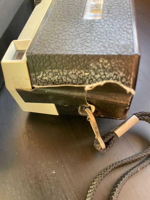 Máquinas Fotográficas KODAK e HALINA (com falhas)