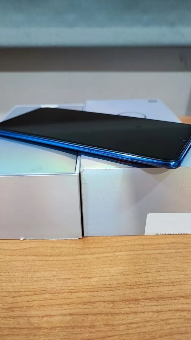 XIAOMI Mi 9 (6.39'' - 6 GB - 64 GB - Azul)