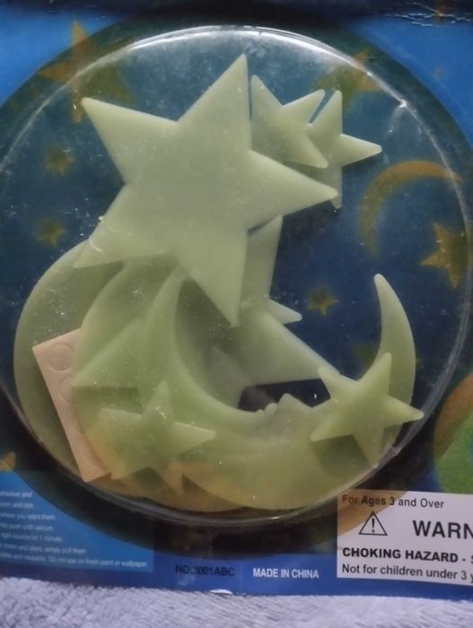 Gwiazdki i planety plastikowe