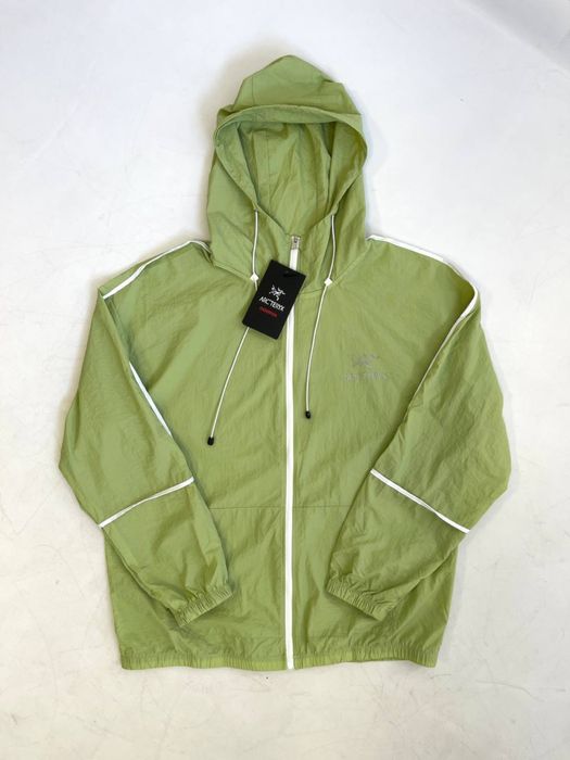 Вітровка Arcteryx