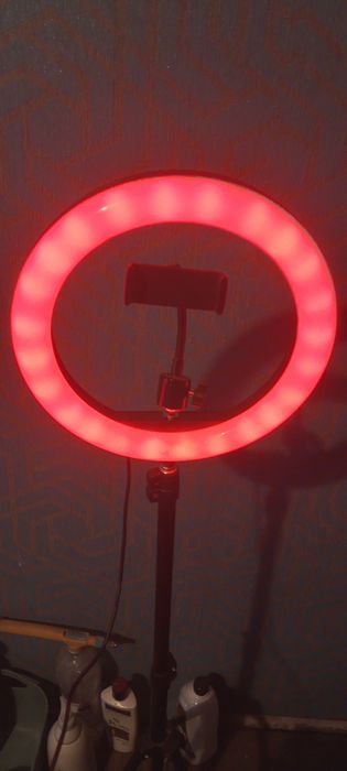 кільцева лампа, аксесуар для відео і фотографій у соцмережі