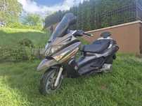 Skuter Piaggio Xevo 125 cm 3 2008 niski przebieg