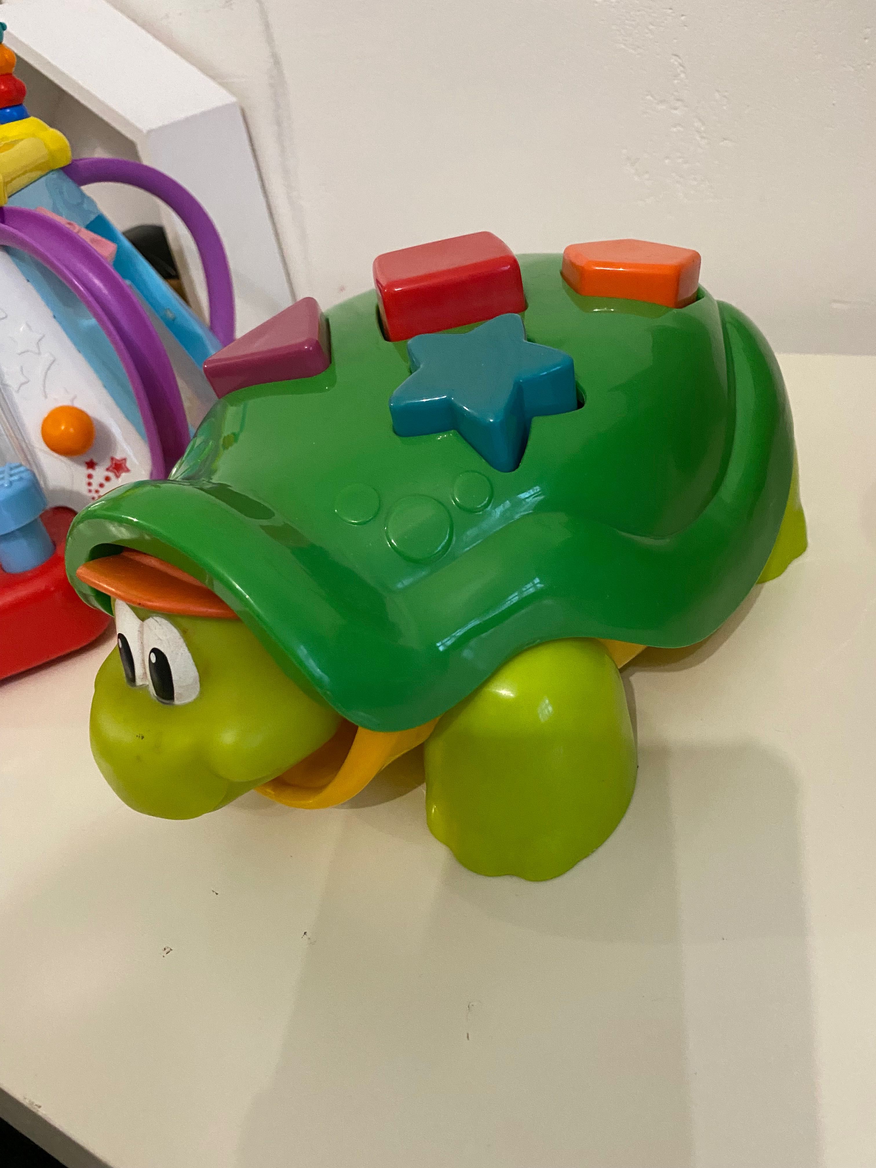 Duża kostka edukacyjna ,  interaktywna Hoodle oraz żółw Fisher Price