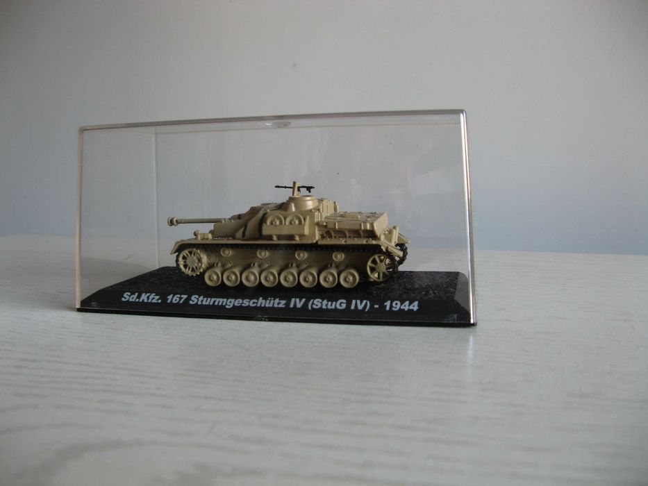 Niemieckie działo samobieżne Sd.Kfz. 167 Sturmgeschutz IV, 1:72/Nowe!