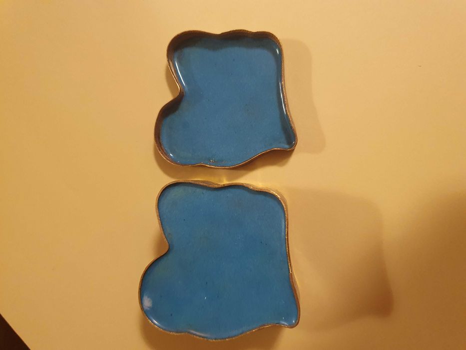 Cloisonne,emalia na mosiądzu, pudełeczko.