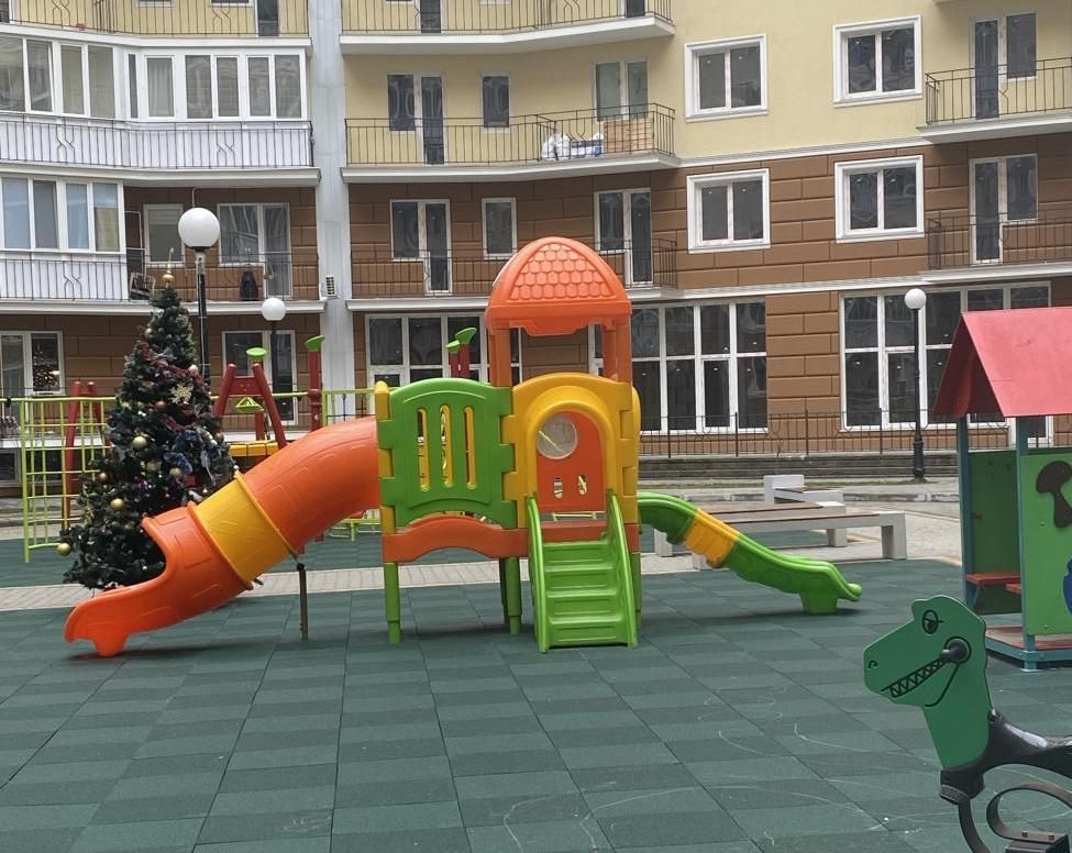 Продам 1 комнатную квартиру на Таирова с сданном доме (978-792)