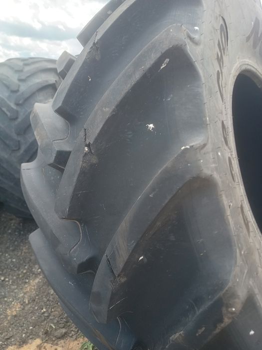 Opona rolnicza 900/60r38 Mitas SFT Fendt John Deere case cala
