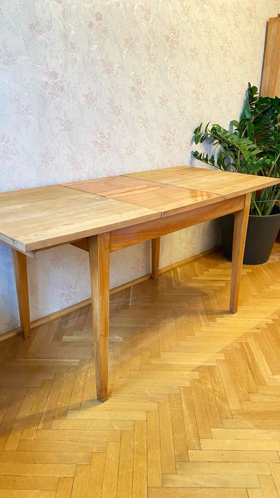 Rozkładany stół jadalniany z drewna vintage PRL