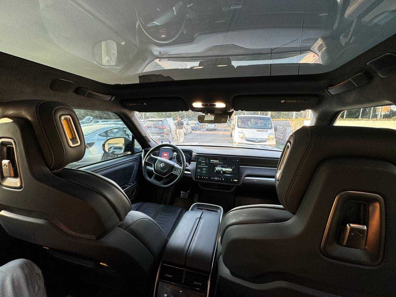 RIVIAN R1T Adventure 2023