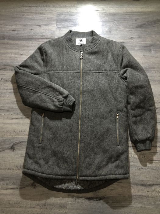 Пальто шерстяне Daily Paper