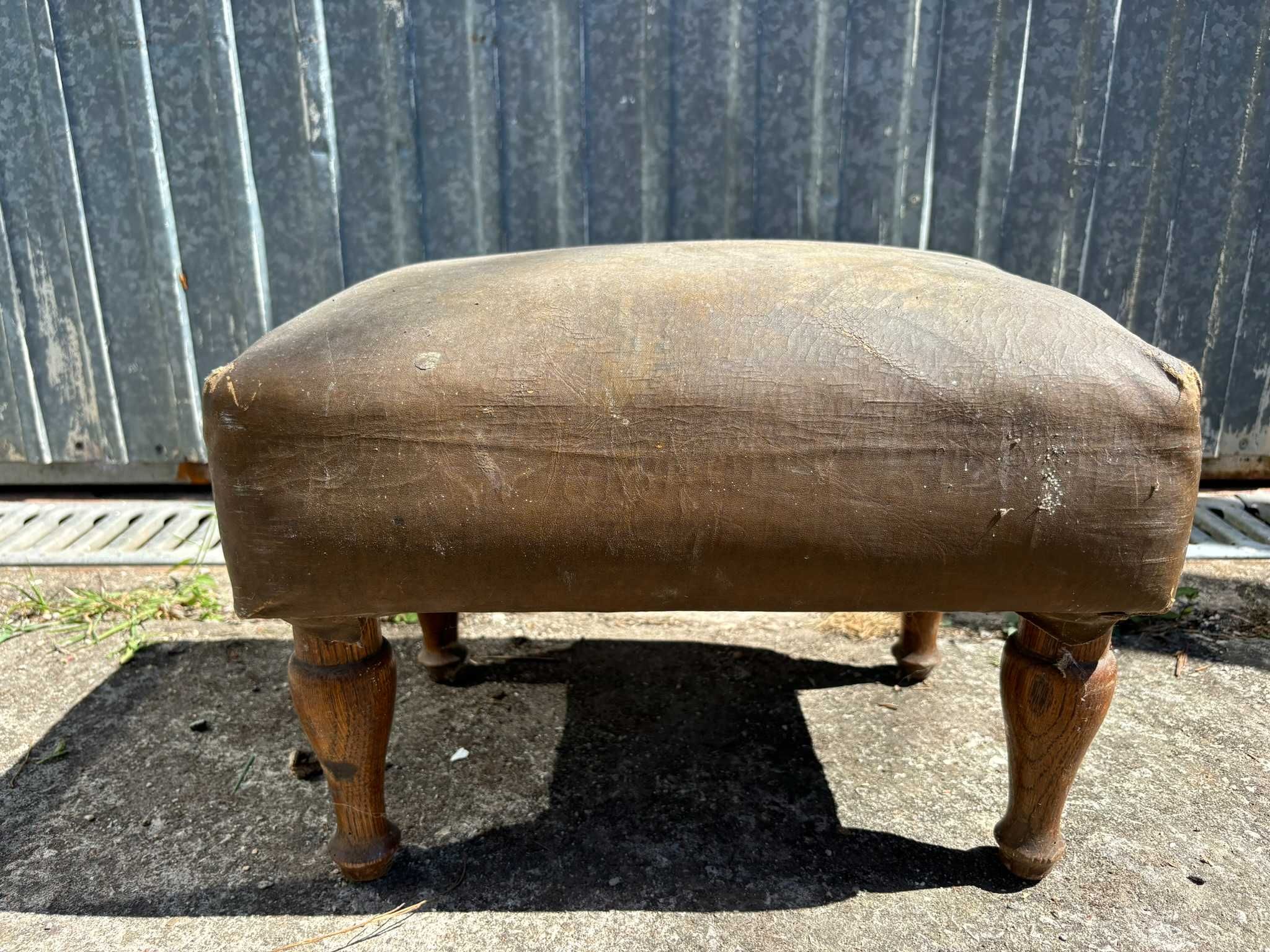 banquinho antigo para decoração
