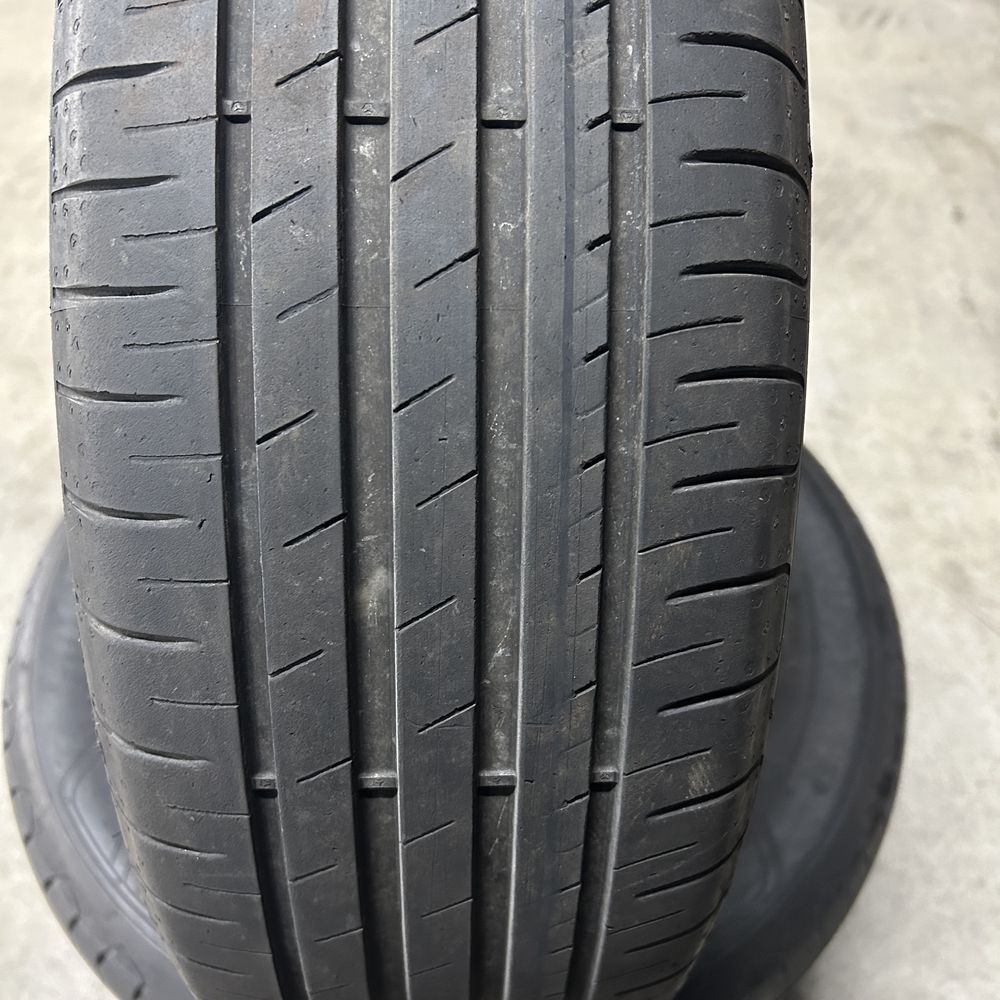 Pneus Goodyear 205/60/R16