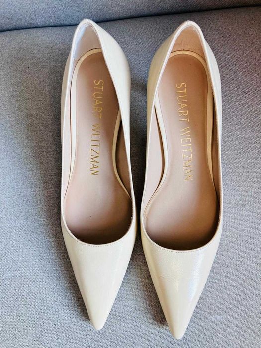 Stuart Weitzman szpilki beż 37