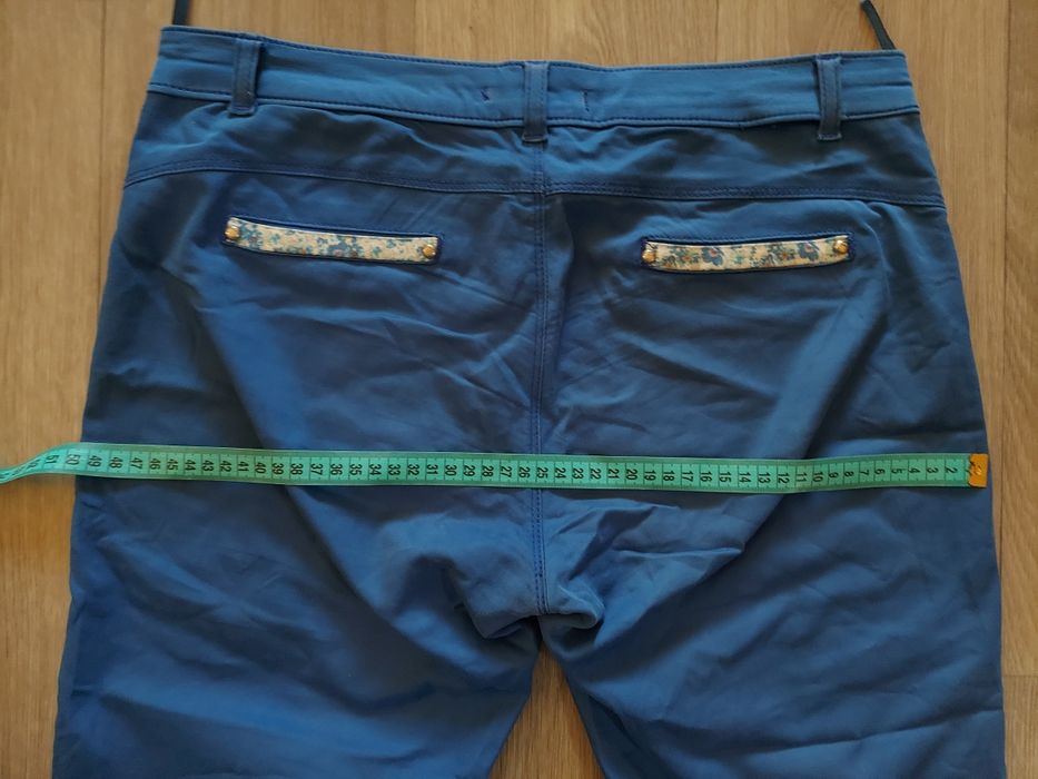 Женские синие брюки