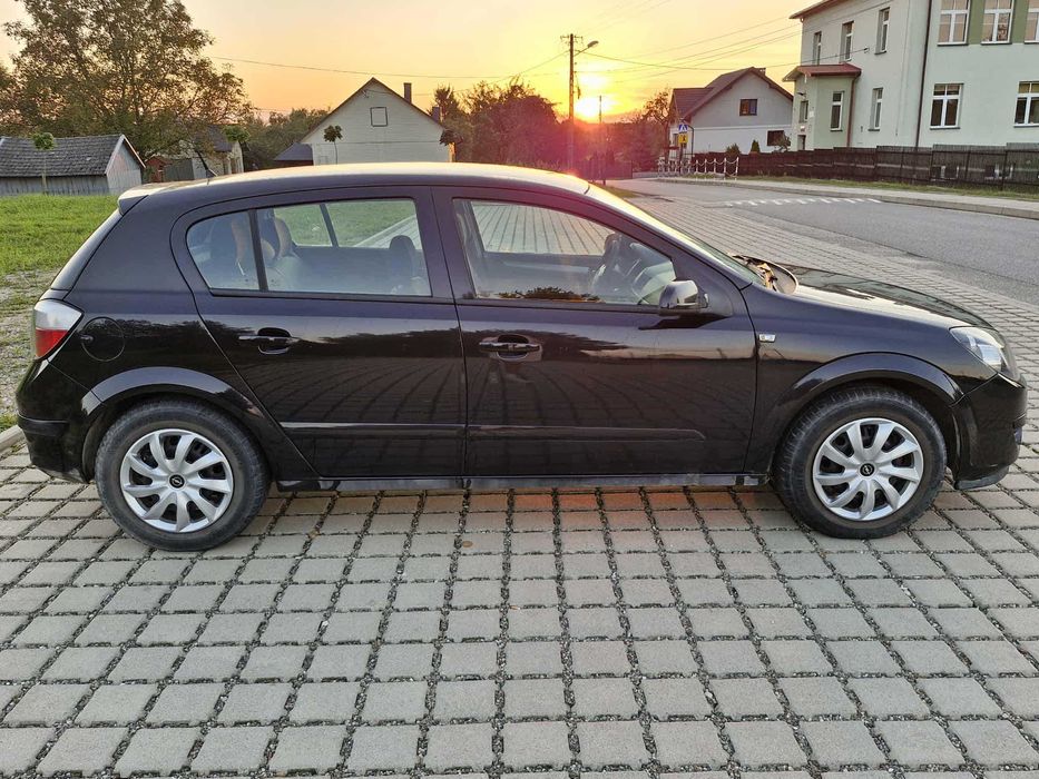 Sprzedam Opel Astra H 1.8 125km Benzyna+LPG 2005r.
