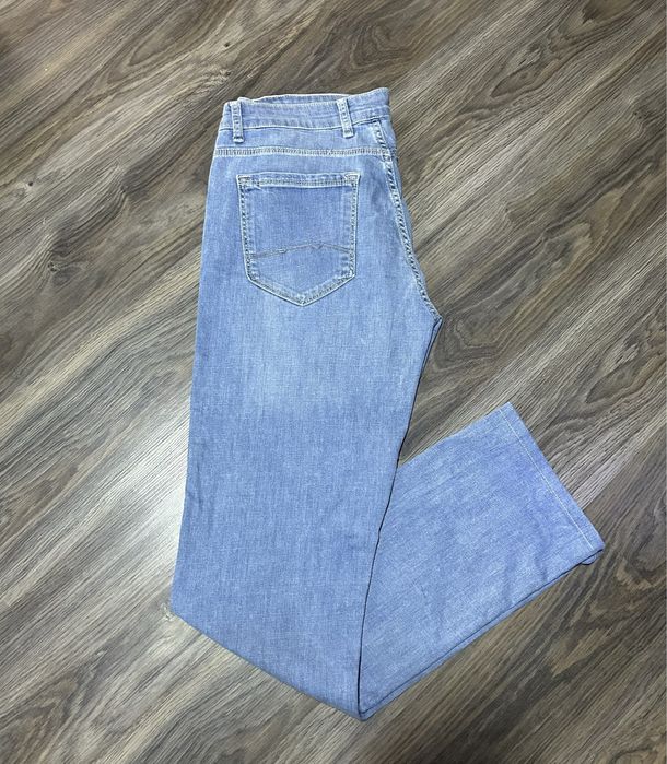 Чоловічі б\у джинси, світло-сині Locarino