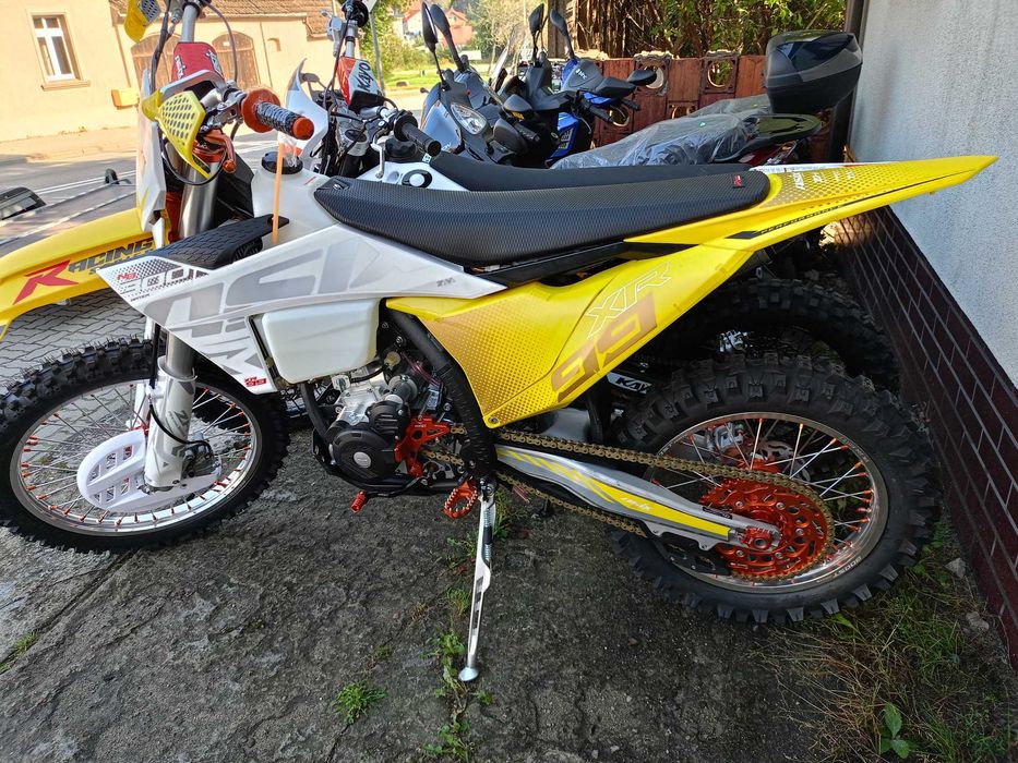 Cross ASIX XR 99 poj.300 ciecz Nowy, raty na D.Osobisty , dowozimy