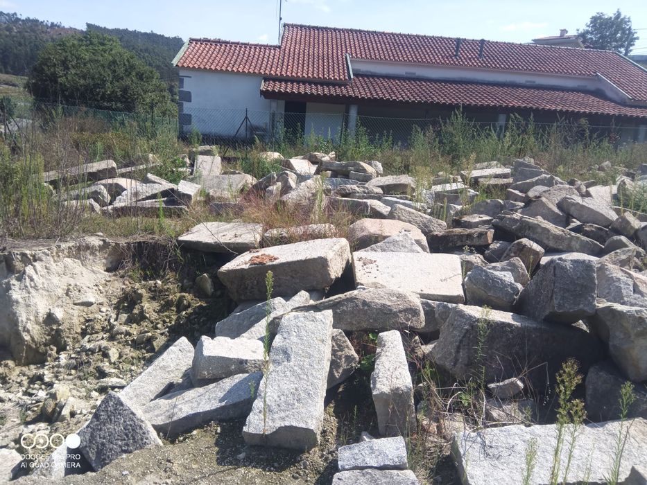 vendo pedra de heira