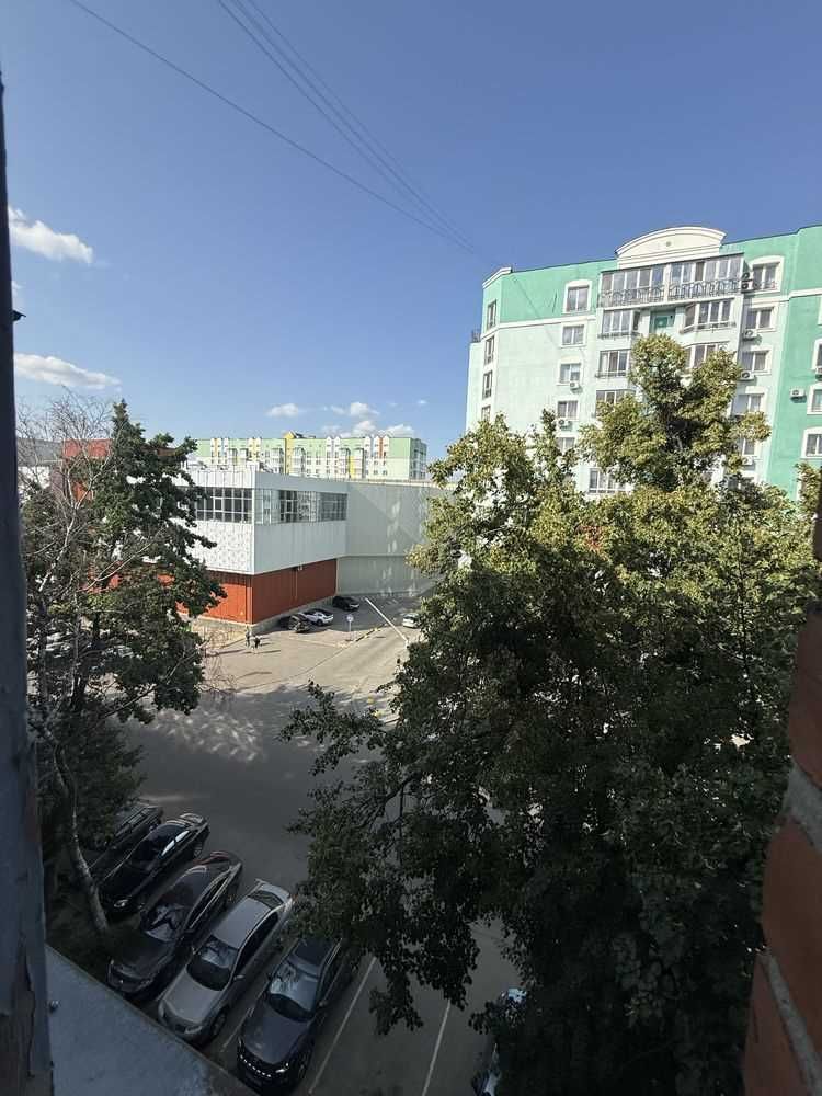 1к квартира, р-н ТРЦ Київ! 30м2, з балконом! Цегла!