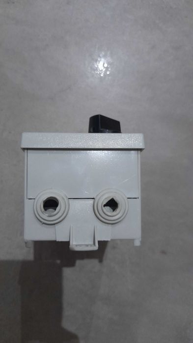 Regulator napięcia ARW 1,2/1 – Breve