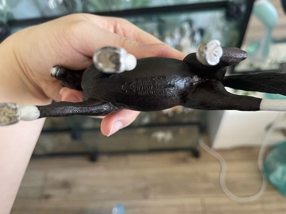 Model kolekcjonerski koń konik schleich klacz hanowerska 13927