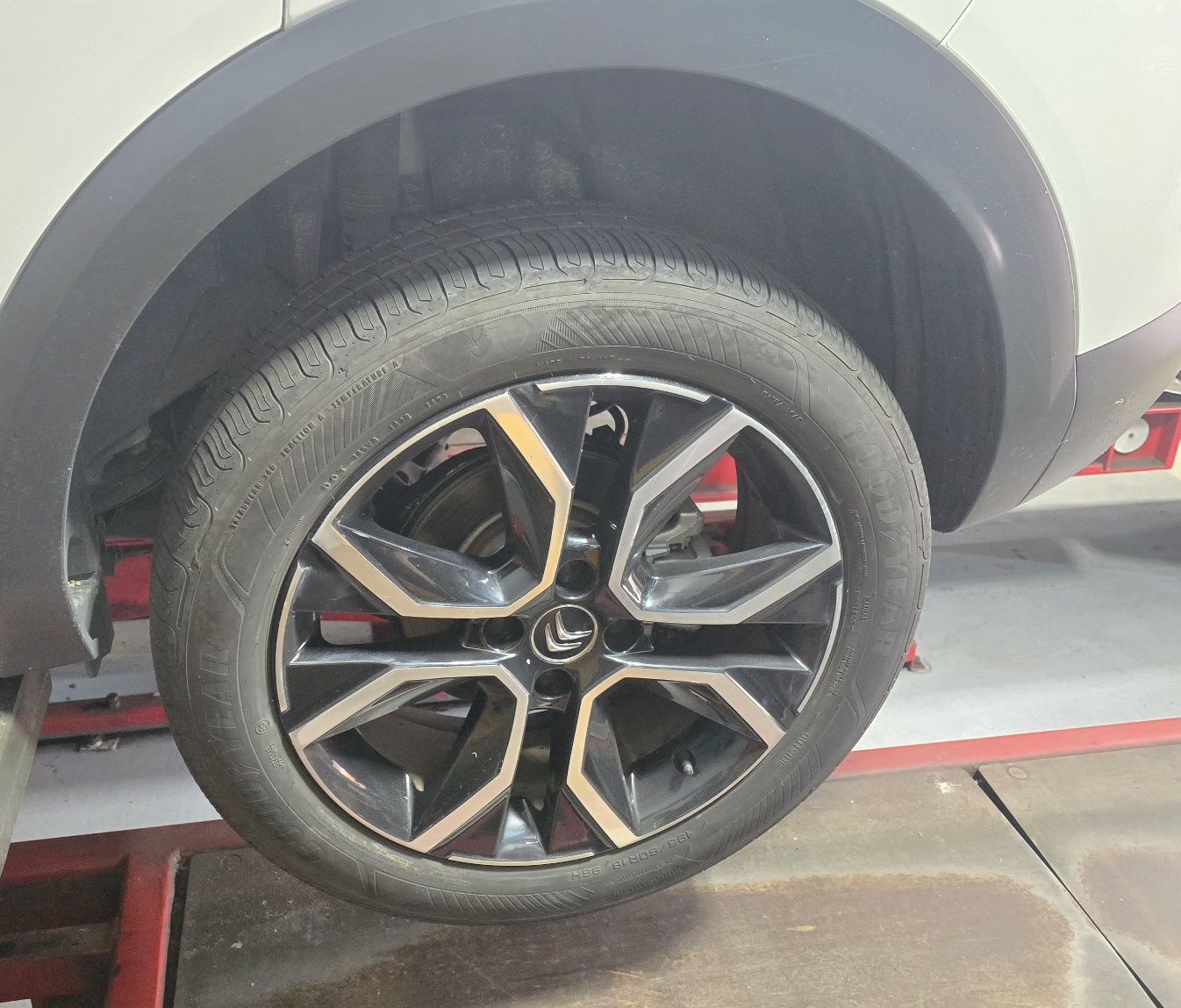 Vendo jantes 18 originais citroen