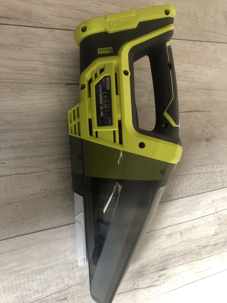 Odkurzacz RYOBI/BATERIA2ah/ładowarka