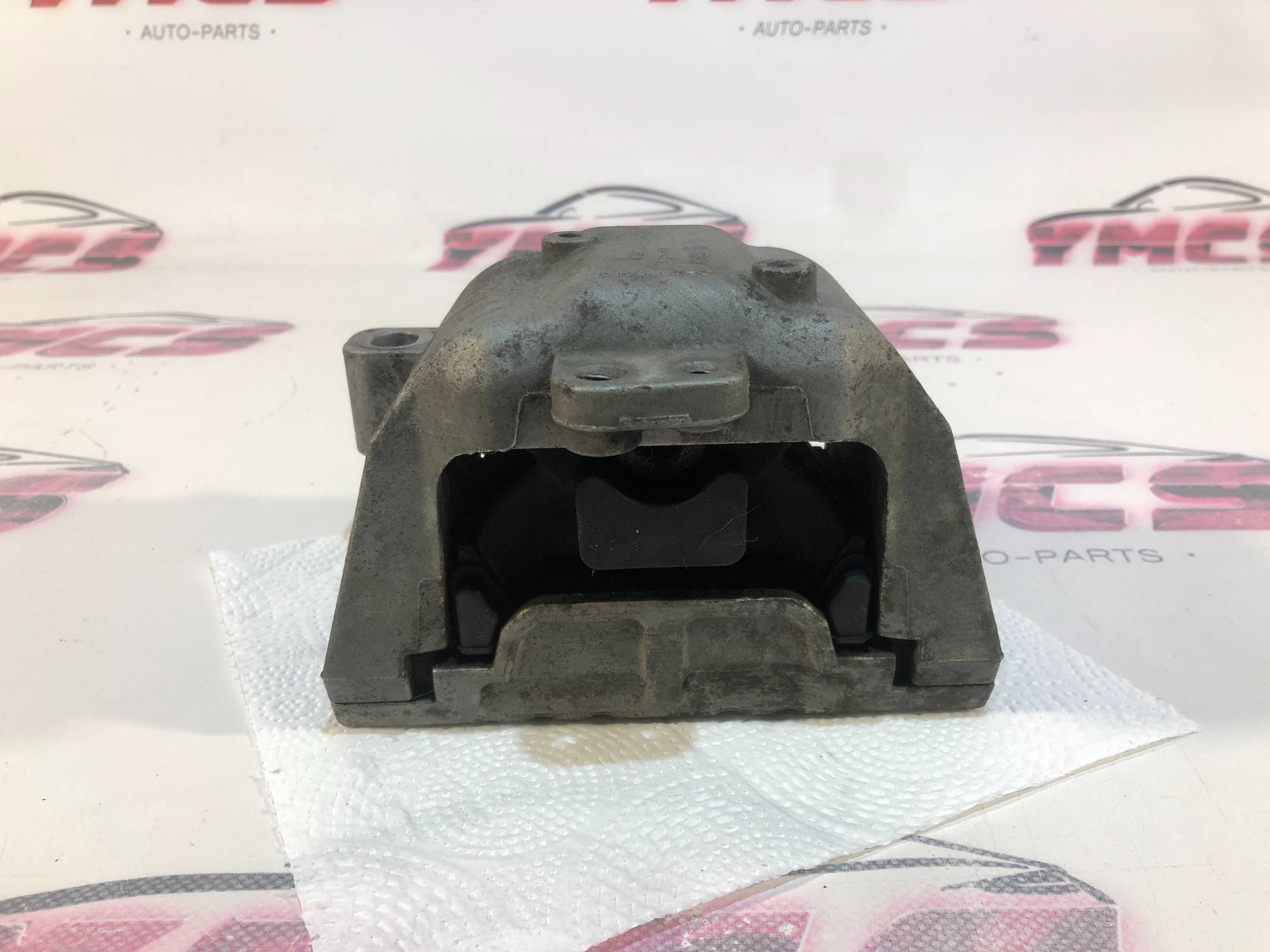 Suporte Apoio Motor AUDI A3 8L 1.9TDI  VOLKSWAGEN GOLF 4 IV  Original