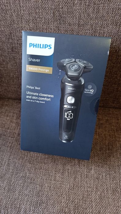 S9000 Prestige philips Электробритва для сухого влажного бритья sp9830