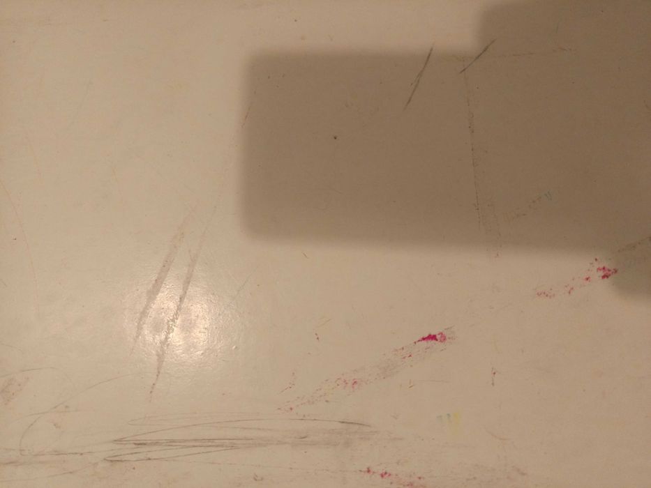 Mesa e cadeiras de criança