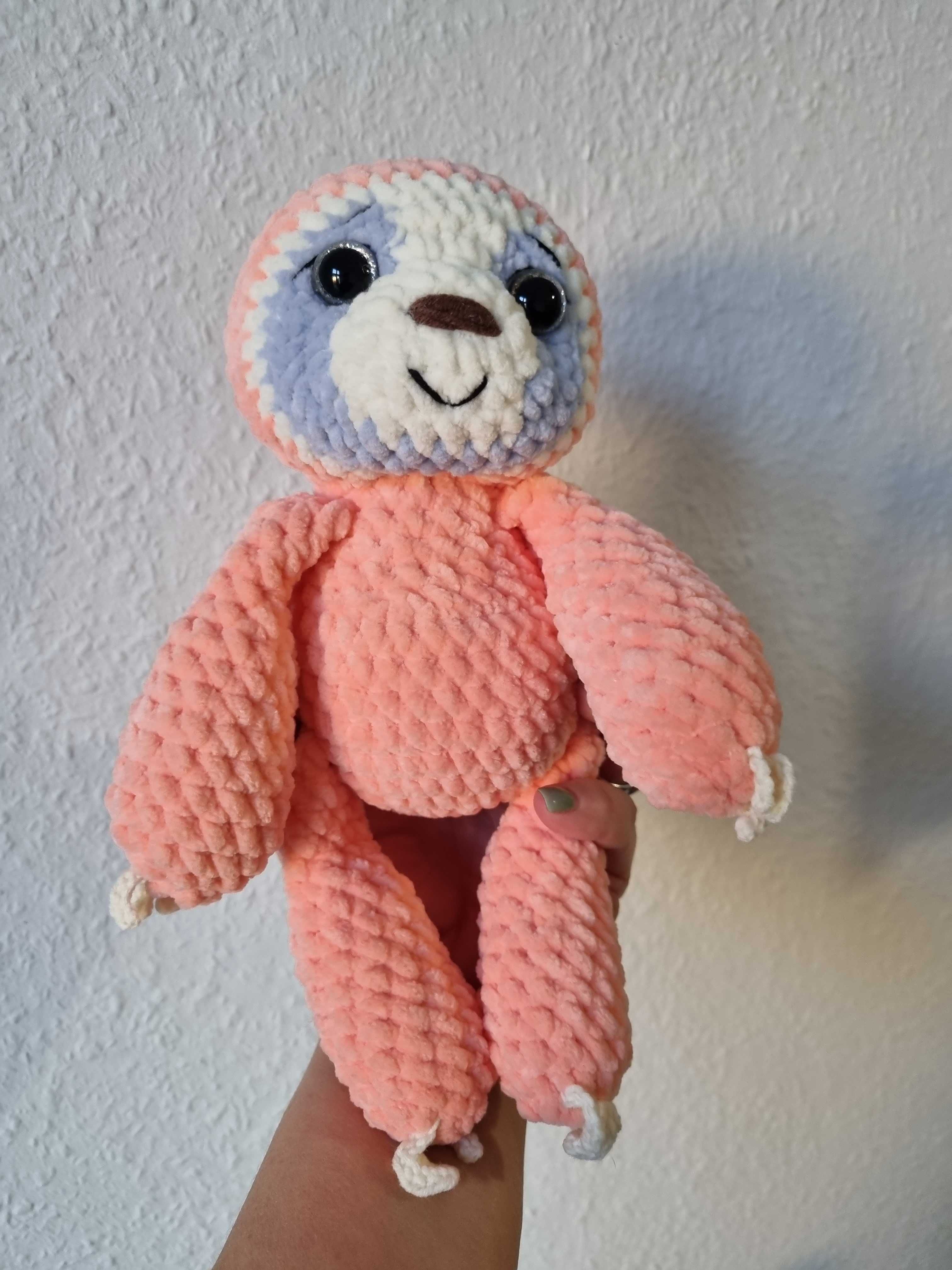 Leniwiec na szydelku,przytulanka,handmade