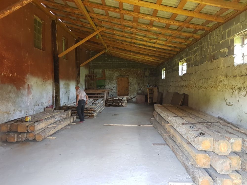 Комерційне приміщення с.Нова  Скварява