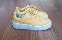 Buty Nike Air Force 1 Sage Low Yellow rozmiar  38,5 okazja Sneakers