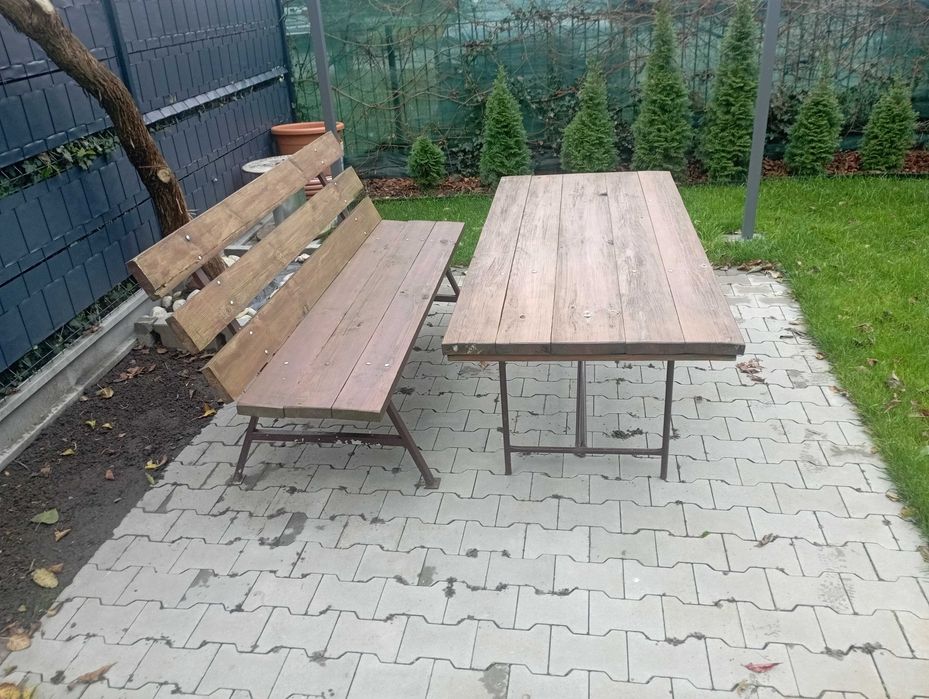 Stół i ławka ogrodowa
