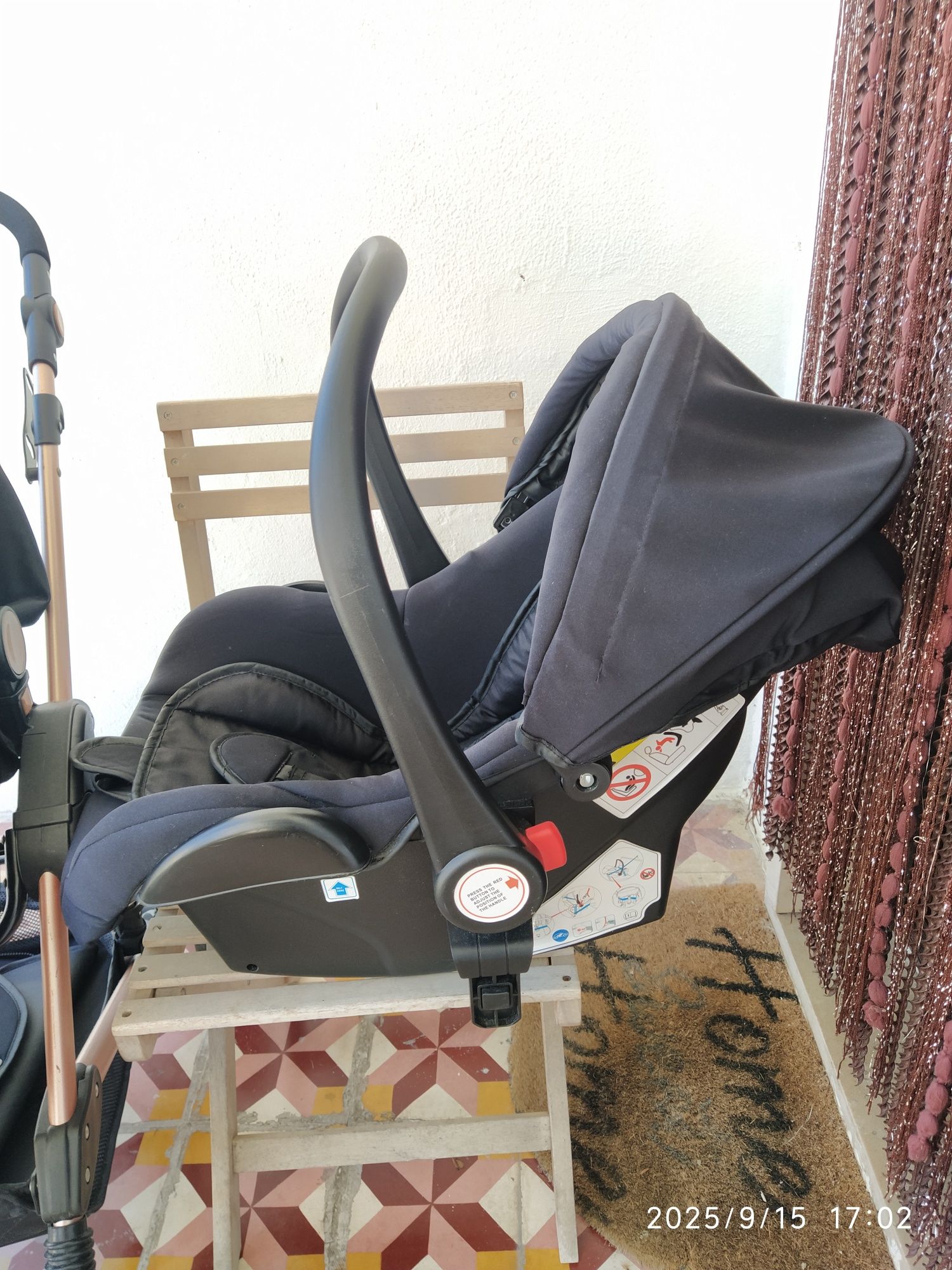Carrinho de bebé 3 em 1