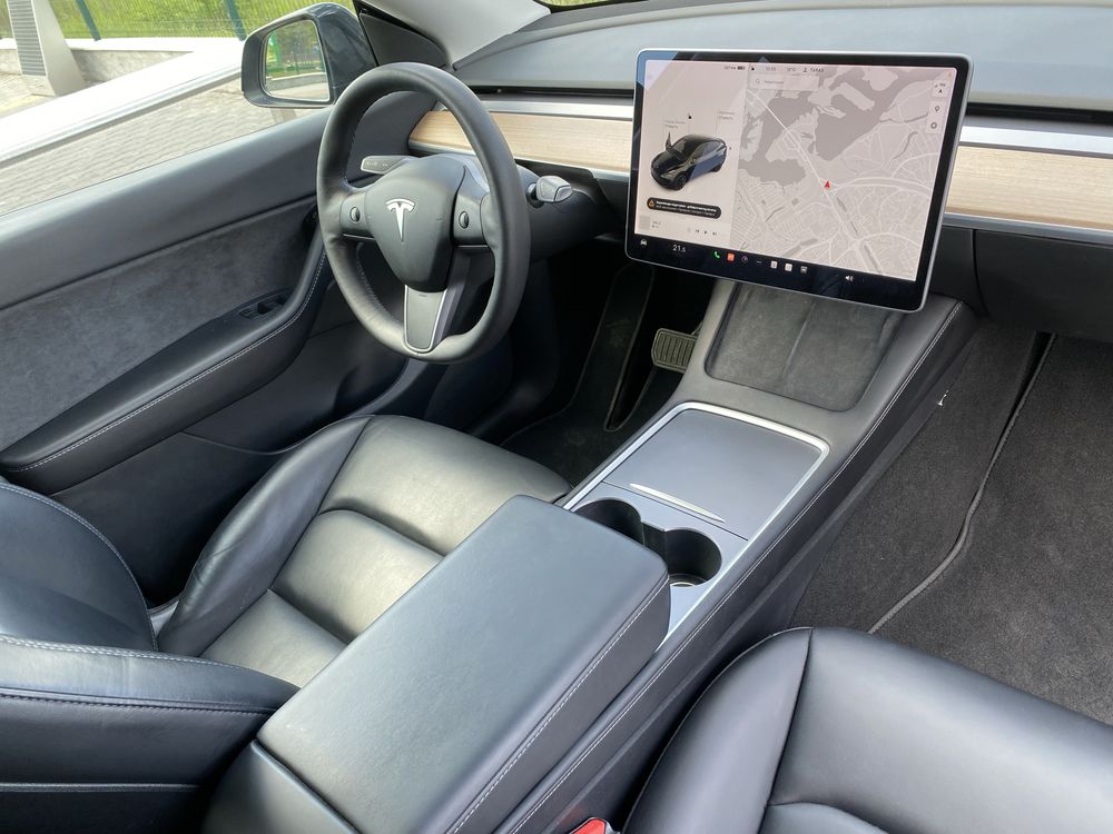 Tesla Model Y Long Range 2021 Black