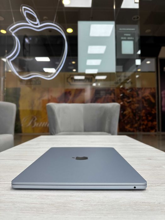 Macbook Air 15 2025 (M4/16 gb/256 ssd ) Офіційна Гарантія . НОВИЙ