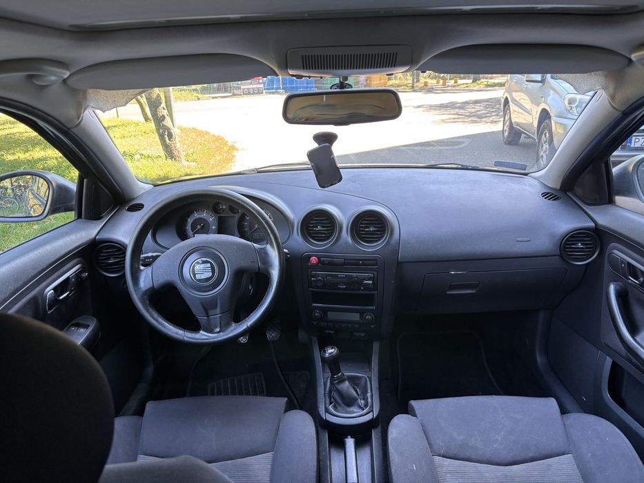 Seat Ibiza III 2003r 1.4 75km Alu- klima - szyber- grzane fotele
