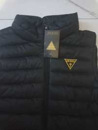 Nowa kamizelka Guess xl wypada mniejsza