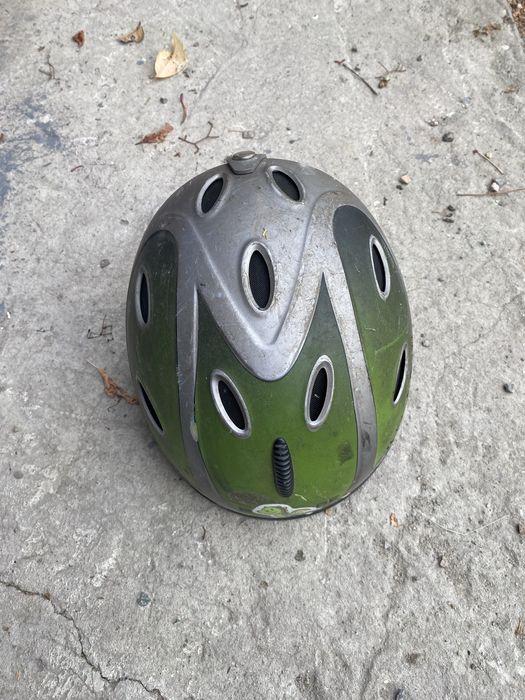 Дитячий квадроцикл + шлем