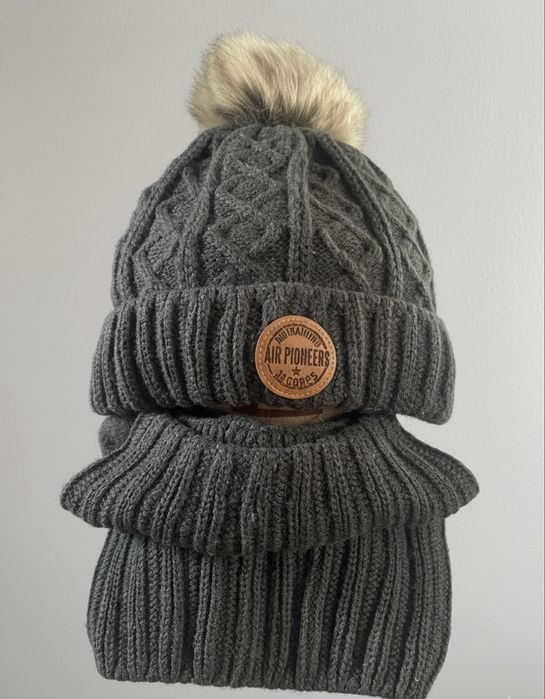 Супер теплий набір на зиму для хлопчика. шапочка на завʼязках + хомут