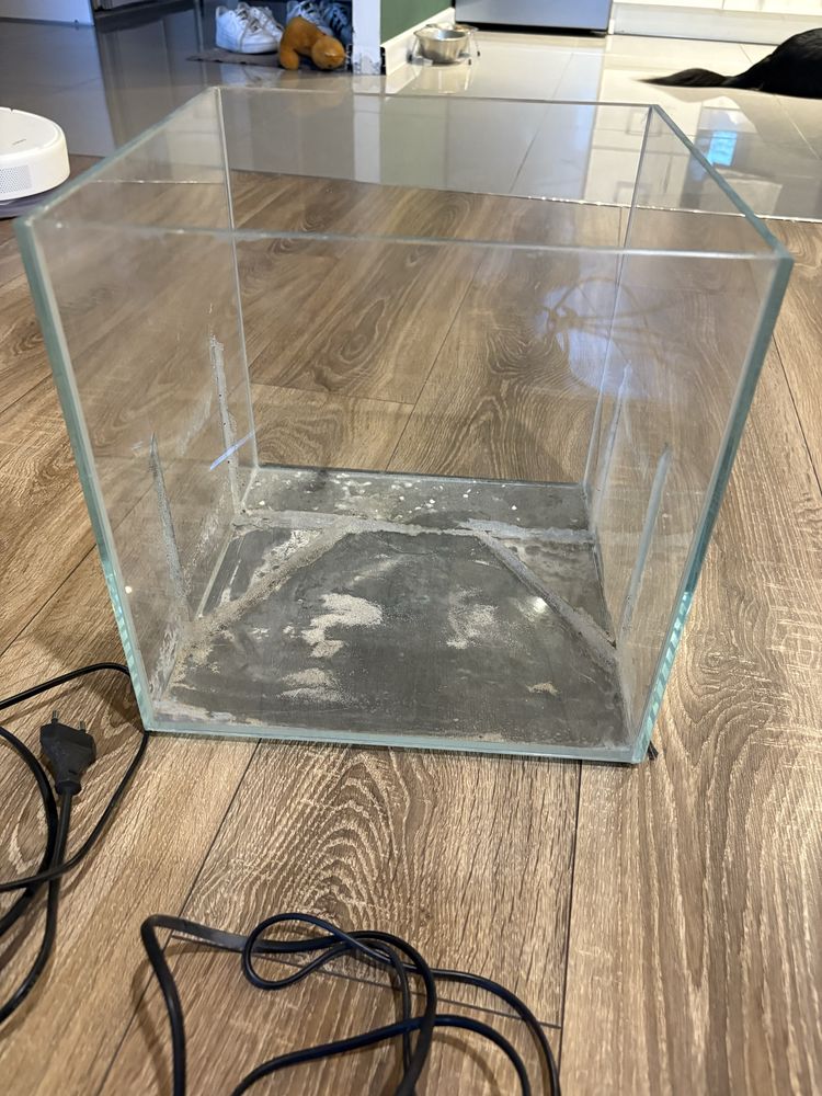 Zestaw dwa akwaria 30l,20l ze sprzętem