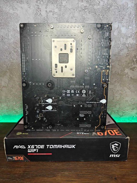 Материнська плата Msi Mag X670E Tomahawk Wifi (AM5) 7000-9000 AMD