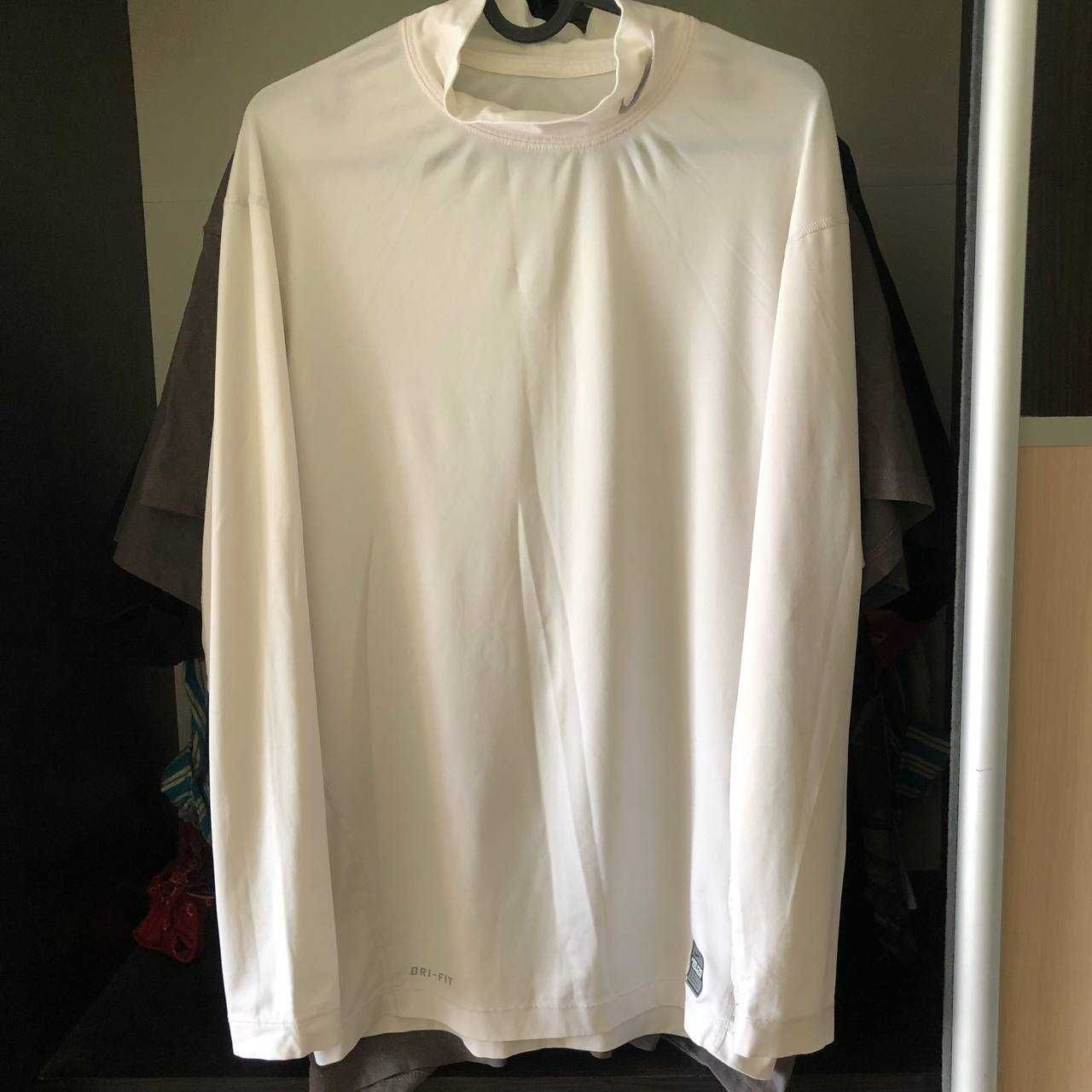 Компрессионная футболка Nike Pro Combat Dri Fit