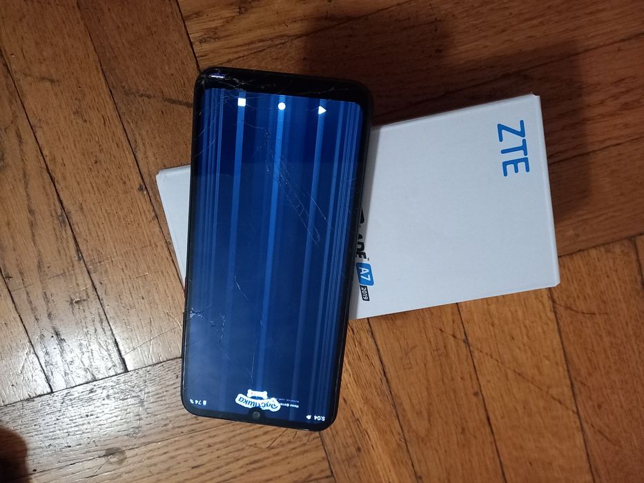 Смартфон ZTE Blade A7 на запчасти